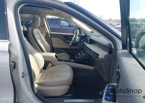 2021 Lincoln Corsair Reserve z USA, uszkodzony, nr VIN 5LMCJ2C97MUL07494